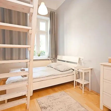 Bezowo-niebieski 3city W Sopocie Z Parkingiem By Renters 소포트